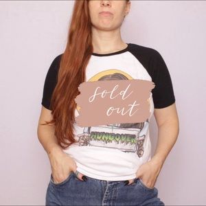 **sᴏʟᴅ ᴏᴜᴛ** ᴇxᴏʀᴄɪsᴛ ʜᴀɴɢᴏᴠᴇʀ ᴛᴇᴇ